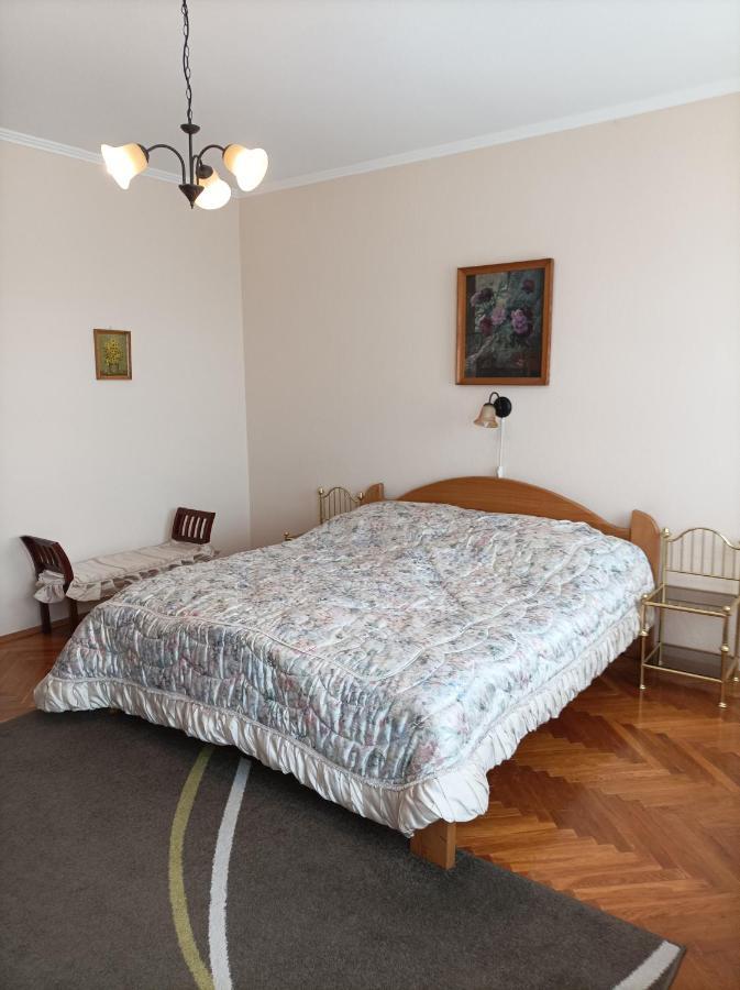 Lazar Apartmanok Heviz Exterior photo