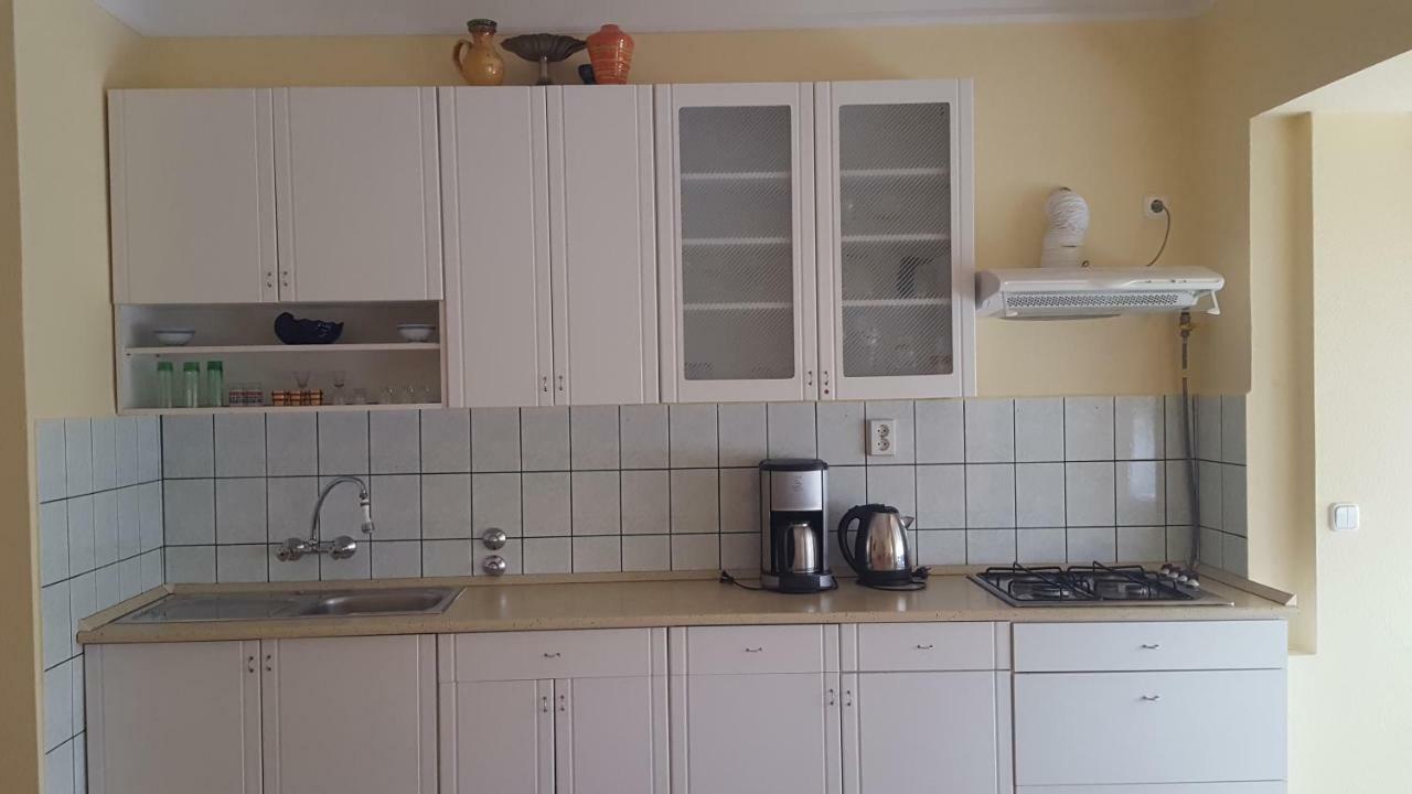 Lazar Apartmanok Heviz Exterior photo
